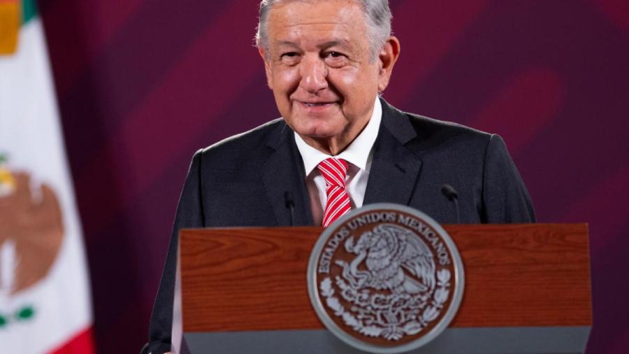 Reunión con INE es para hacer valer democracia: AMLO