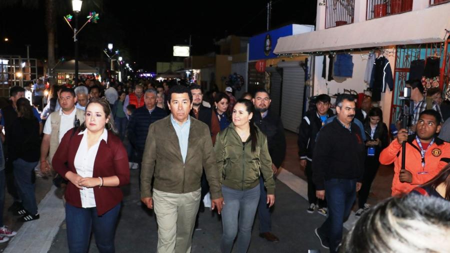 Apertura alcalde Mario López actividades de la calle 9  con homenaje al grupo musical “Duendes del Control”