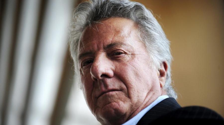 Dustin Hoffman es denunciado por acoso