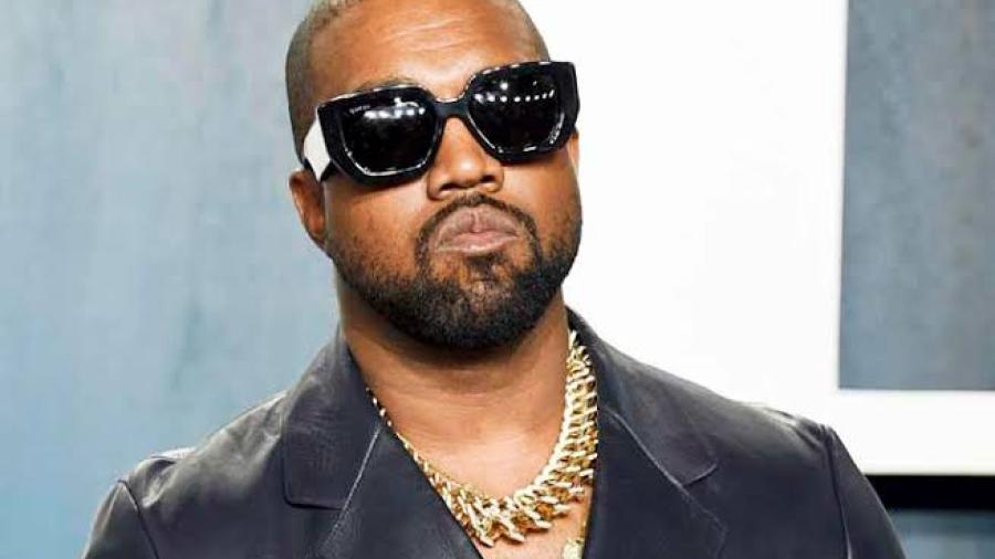 Kanye West es demandado por racismo por ex-empleado; exige 35 mil dólares 