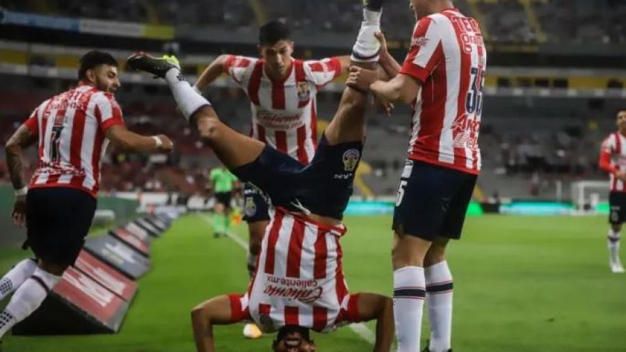 Chivas se lleva el clásico tapatío 