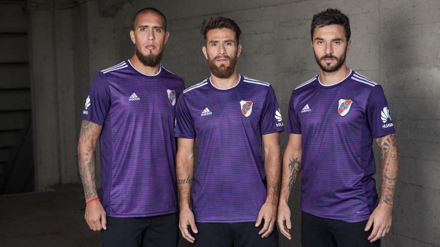 Esta es la nueva camiseta violeta de River