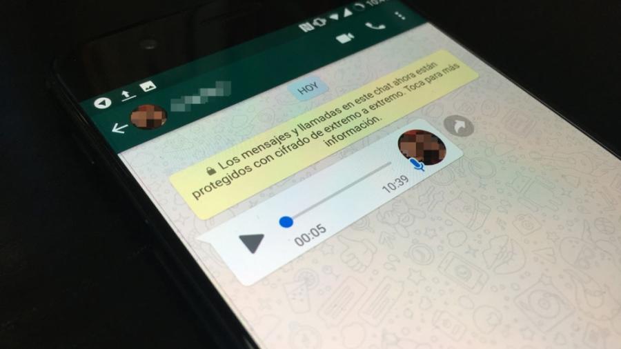 Sencillo truco para escuchar una nota de voz en WhatsApp antes de enviarla