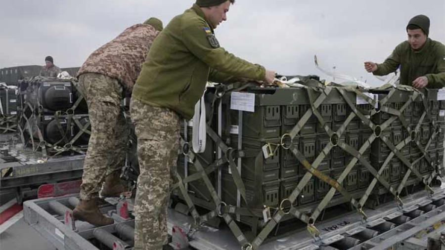 Anuncia Estados Unidos 725 MDD más en ayuda militar a Ucrania