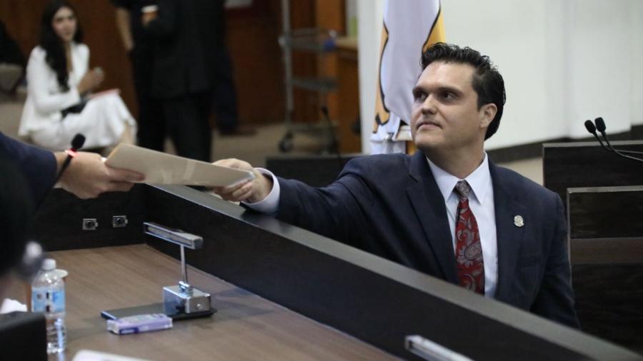 Congreso pide a la FGR indagar huachicoleo cabecista