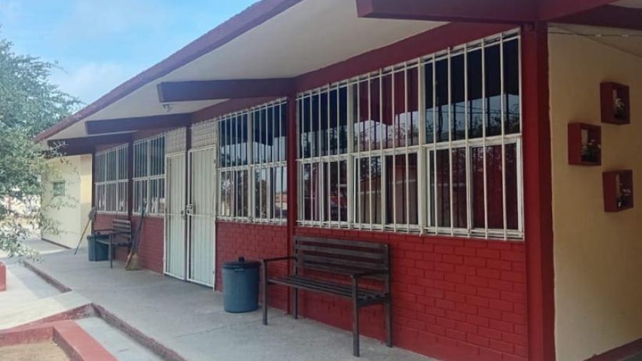 En Mier, rehabilita ITIFE aulas y sanitarios de la escuela México 70