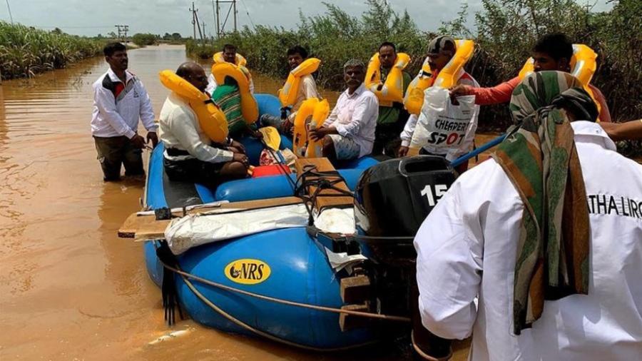 Inundaciones en India dejan al menos 184 muertos