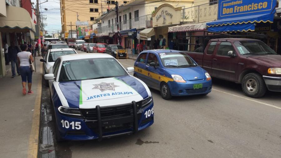 Municipio apoya a la polic&iacute;a estatal con mantenimiento a unidades