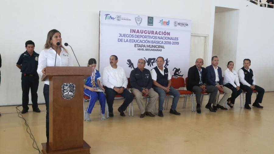 Inauguran juegos deportivos de nivel secundaria