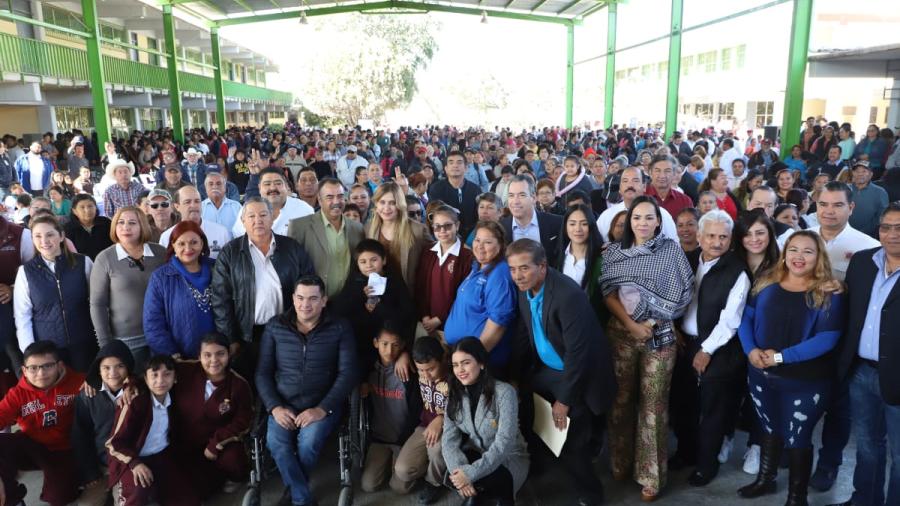Anuncia Maki en Audiencia nuevos centros de registro para Becas Municipales