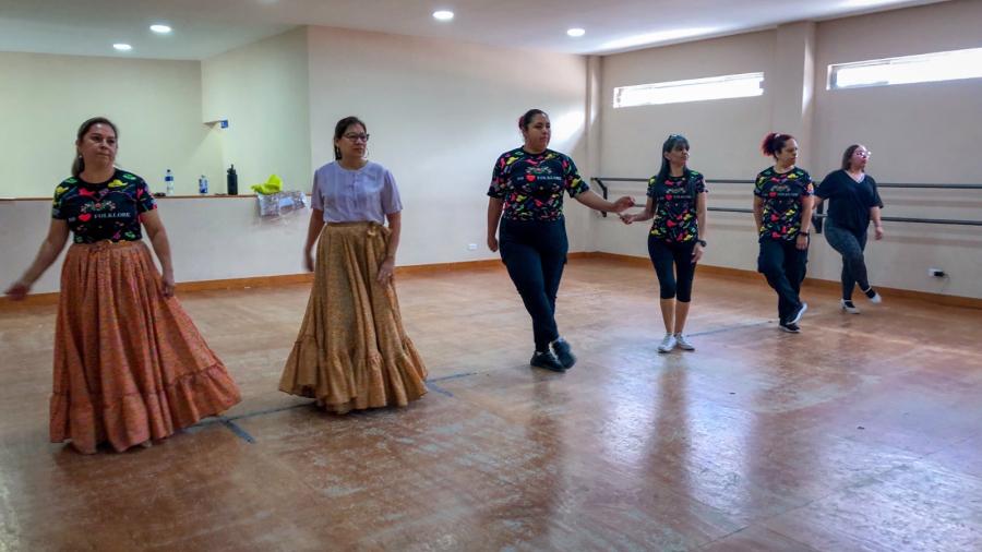 Invitan IRCA a aparticipar en el taller de ballet folclórico