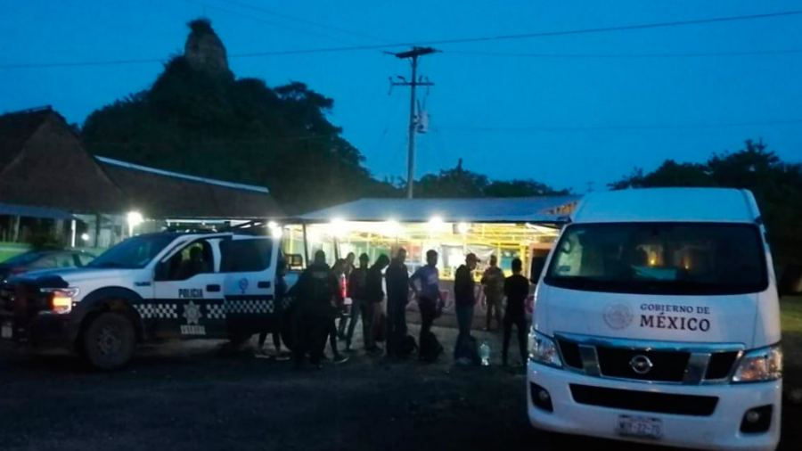 SSP rescata a 221 migrantes en Veracruz y detiene a 11 traficantes de personas