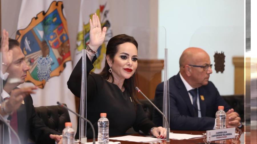 Toman protesta a los primeros funcionarios de la administración de Carmen Lilia Canturosas Villarreal 