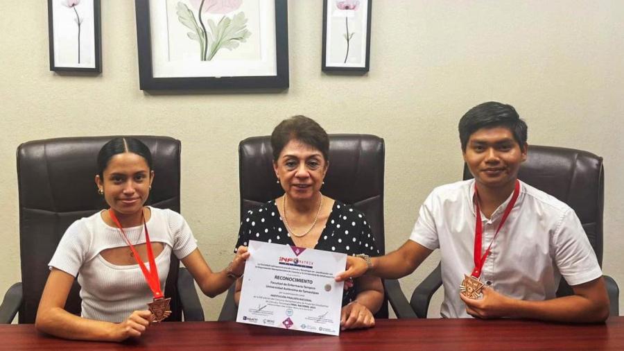 Destacan estudiantes de la UAT en el certamen de ciencias Infomatrix México
