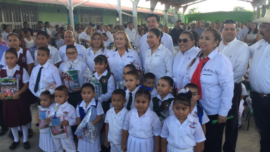 Turnos matutino y vespertino arrancan en el nuevo ciclo escolar.