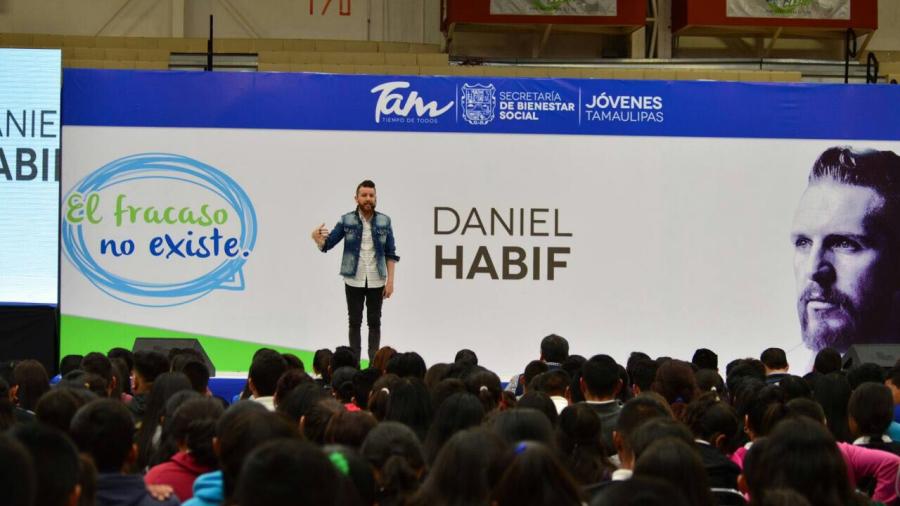 Imparten a 4 mil 800 jóvenes, conferencias “El Fracaso No existe"