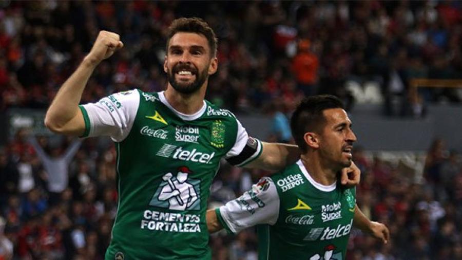 León vence al Atlas 2-1 