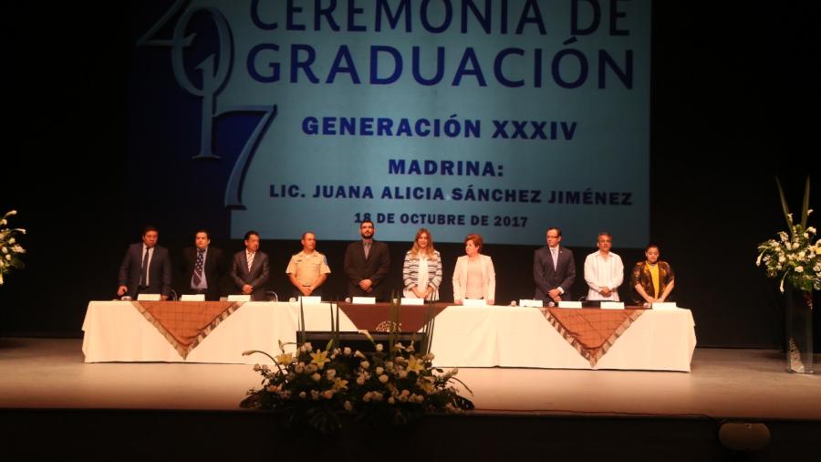 Maki asiste a graduación de Generación XXXIV del ITR