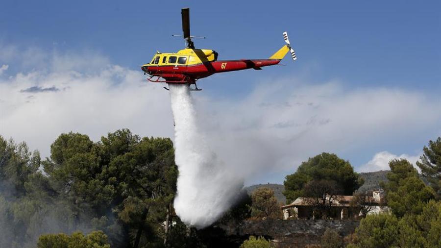 Controlan incendios forestales en el sureste de Francia