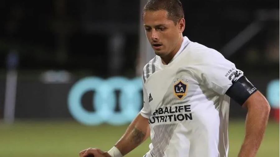 Por lesión, ‘Chicharito’ Hernández es baja del Galaxy por un mes 