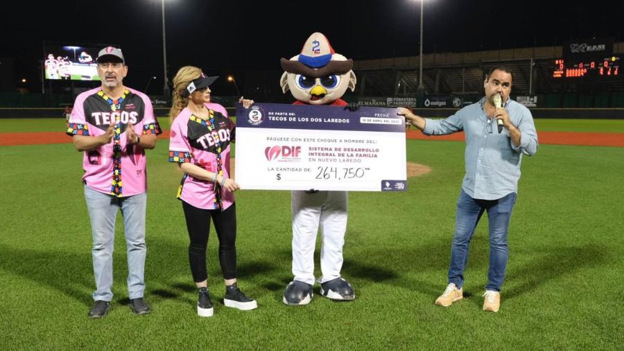 Se unen Tecolotes de los dos Laredos y familias a tocar corazones