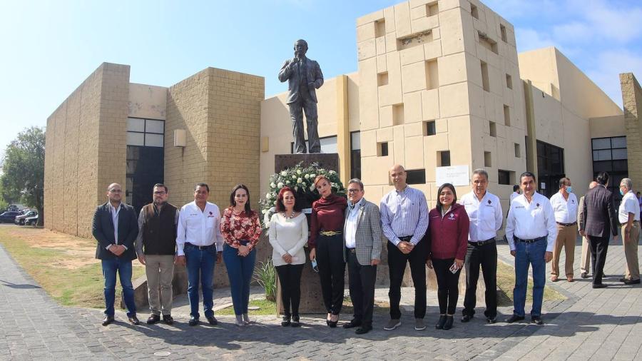 Recuerdan a Don Carlos Enrique Canturosas