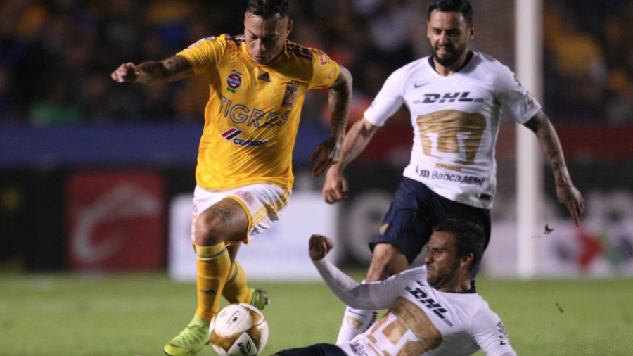 Tigres saca ventaja en el volcán ante Pumas