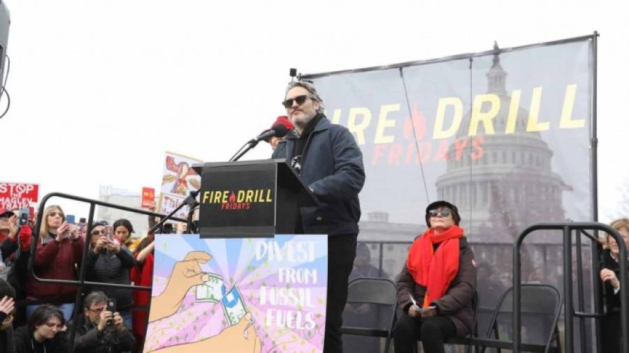 Joaquín Phoenix es arrestado por protestar en el Capitolio