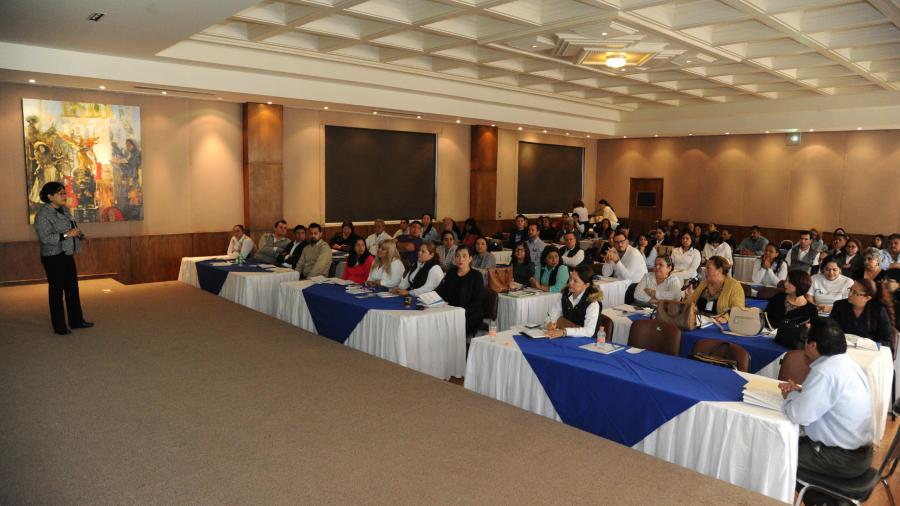 Capacita CNDH a integrantes de SIPINNA