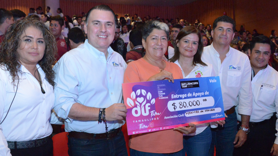 Entregan apoyos a organizaciones civiles