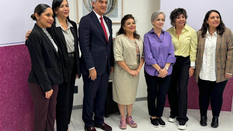 Se reúnen el gobernador y la presidenta del DIF Tamaulipas con Clara Brugada