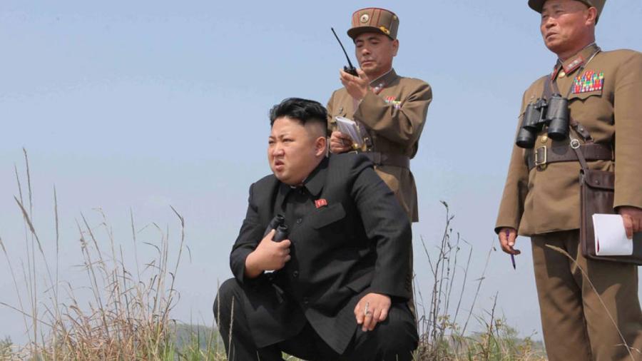 Kim Jong-un ordena a las tropas que se preparen "romper la columna vertebral del enemigo"