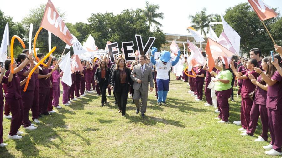 Inaugura rector Congreso Internacional de la Facultad de Enfermería Victoria