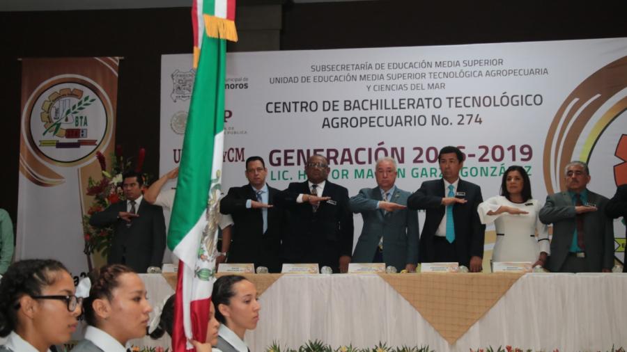 Asiste Mario López a graduación del CBTA 274 que llevó por nombre “Lic. Héctor Martín Garza González”
