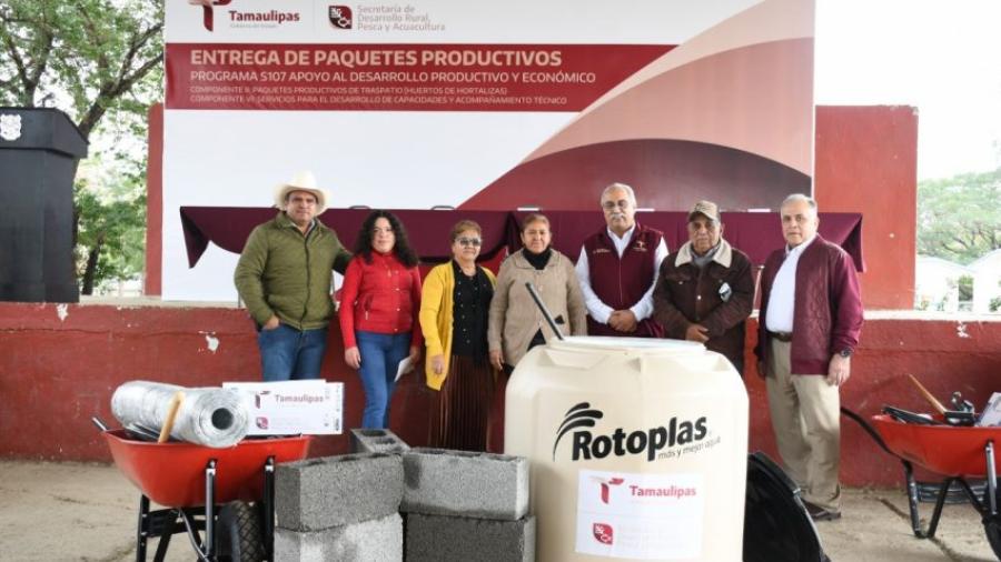Fomentan autosuficiencia alimentaria con paquetes productivos de traspatio 