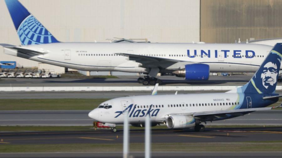 Aerolíneas dicen haber encontrado piezas sueltas al revisar los Boeing 737 Max 9