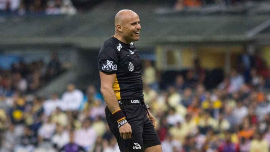 Francisco Chacón sancionado con dos partidos por insultos en Clásico Nacional