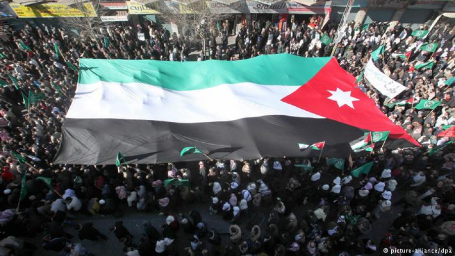 Ante la protesta de ciudadanos, Ministro jordano se ve obligado a renunciar 