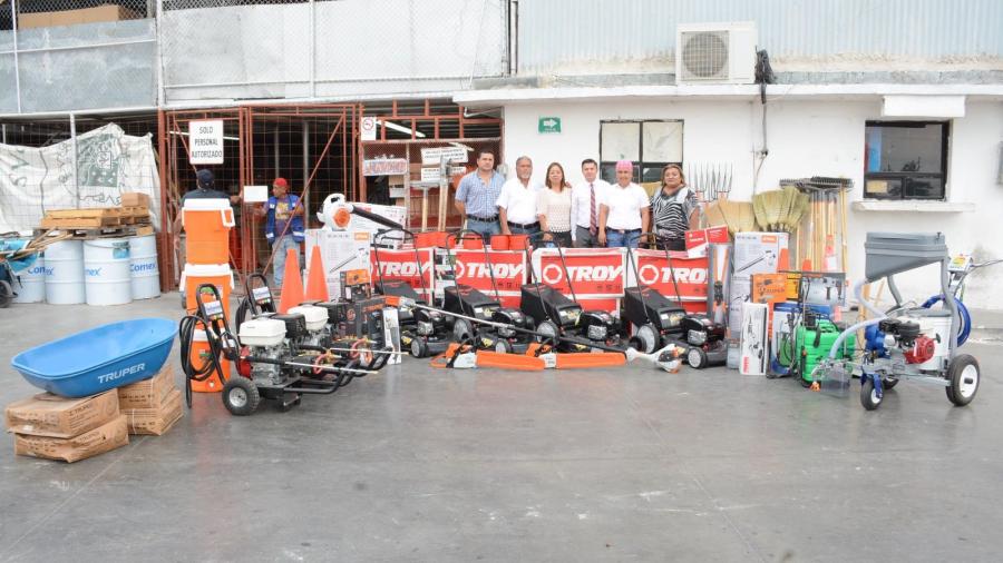 Entregan equipamiento a la Coordinación de Servicios Públicos Primarios
