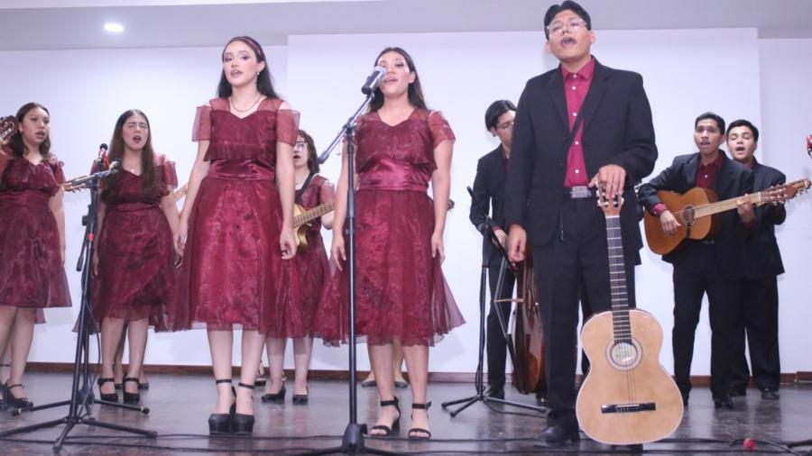 Invita IRCA a taller de música de rondalla