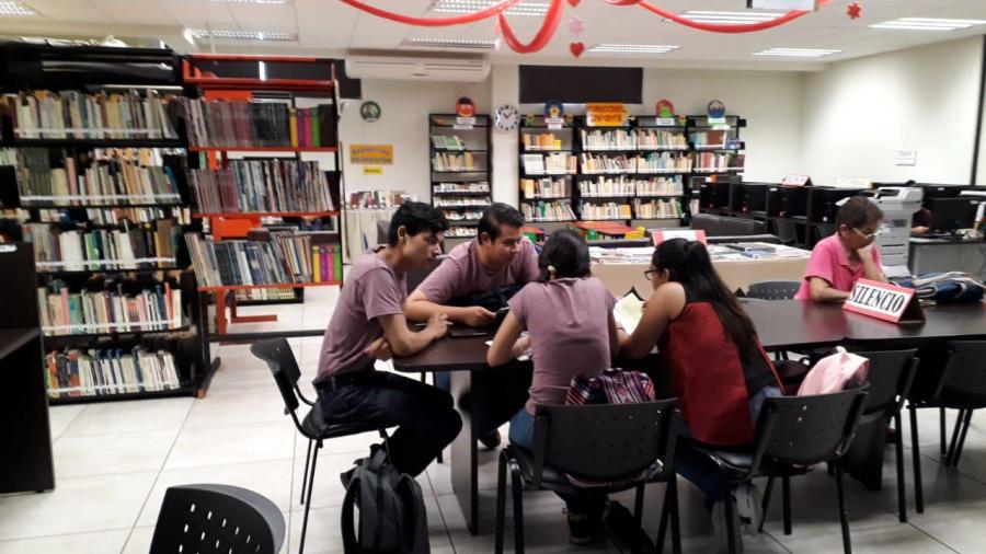 Trabajan para incrementar el número de visitantes a la biblioteca municipal