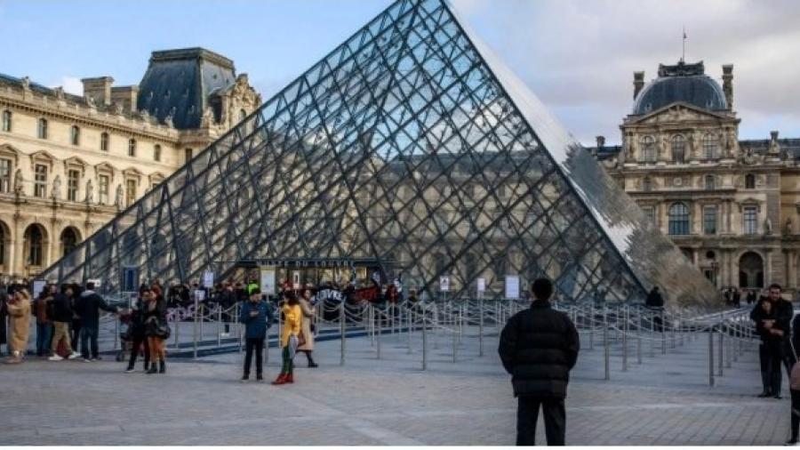 Cierran el museo parisino del Louvre por el bloqueo de huelguistas