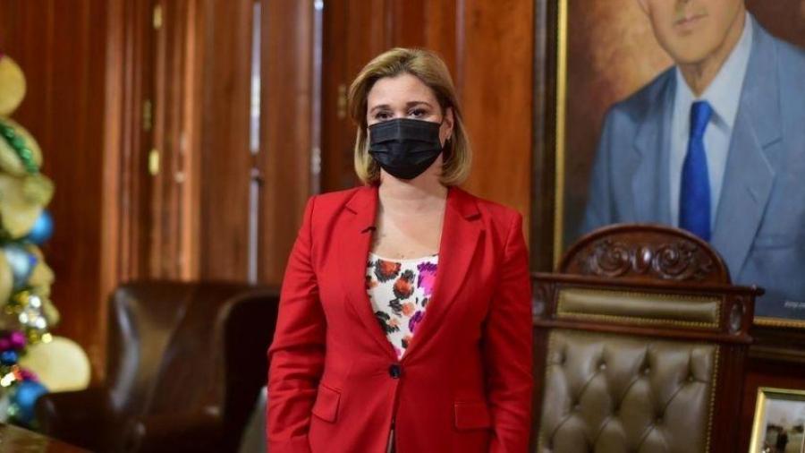 Maru Campos, gobernadora de Chihuahua, da positivo a Covid-19