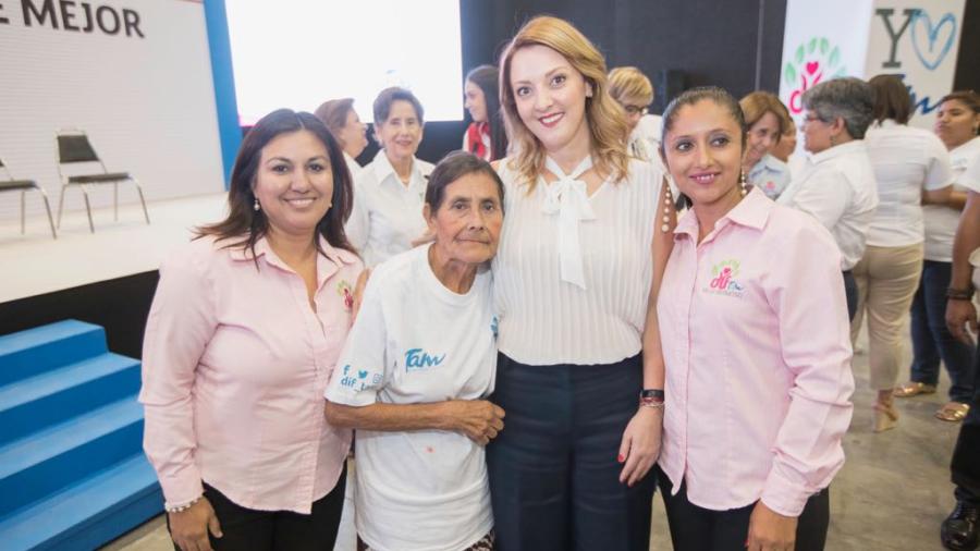 Entrega programa “Para verte mejor, Para oírte mejor” 700 aparatos funcionales 