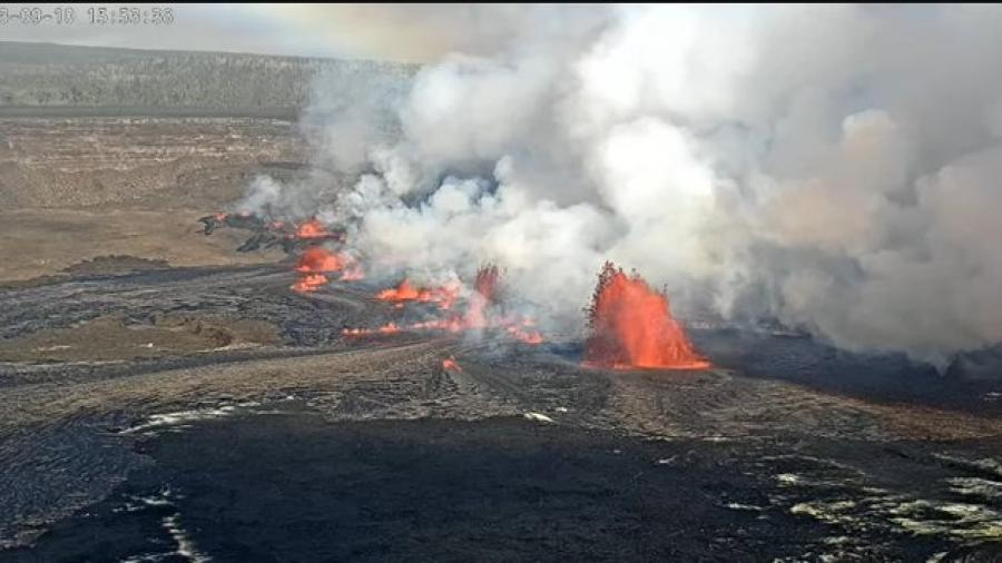 Activan alerta roja por erupción del volcán Kilauea en Hawái