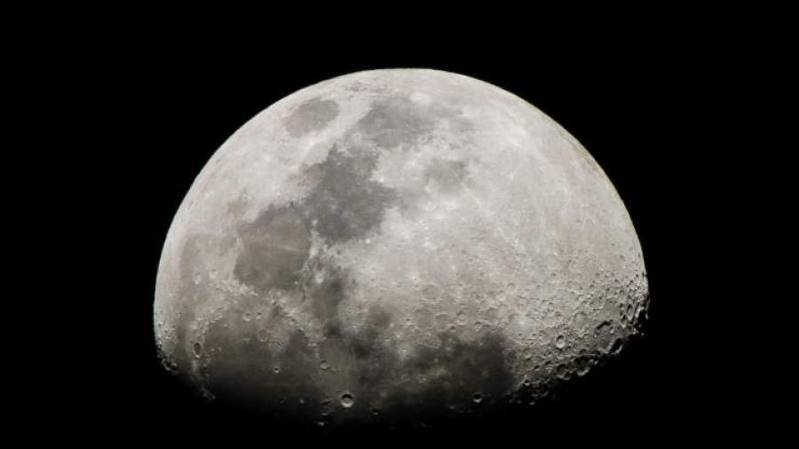 Estudio revela nueva edad de la luna