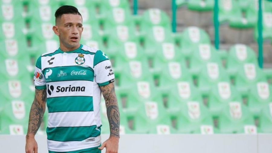 Brian Lozano sufre fractura de tibia y peroné