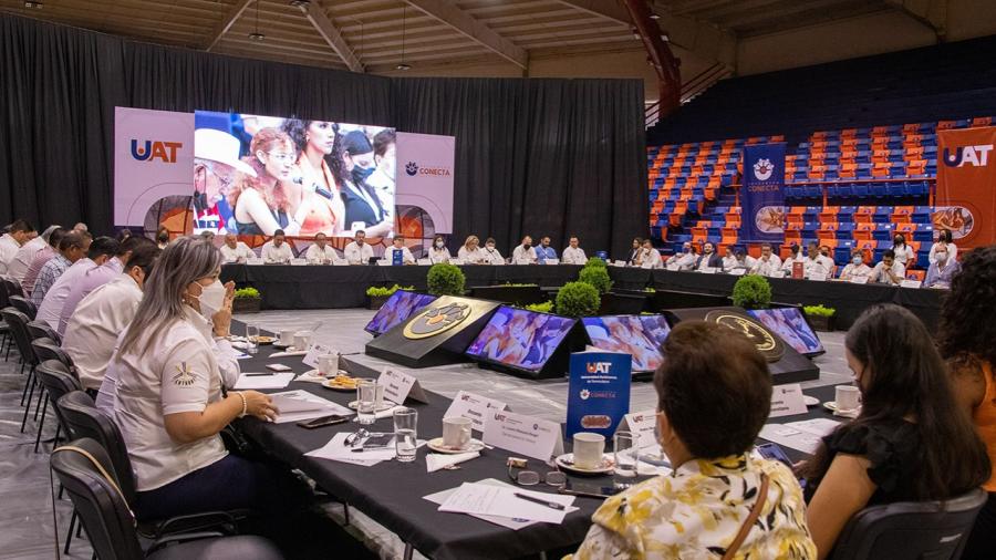 Inicia la UAT el encuentro Conecta con los sectores de la sociedad 