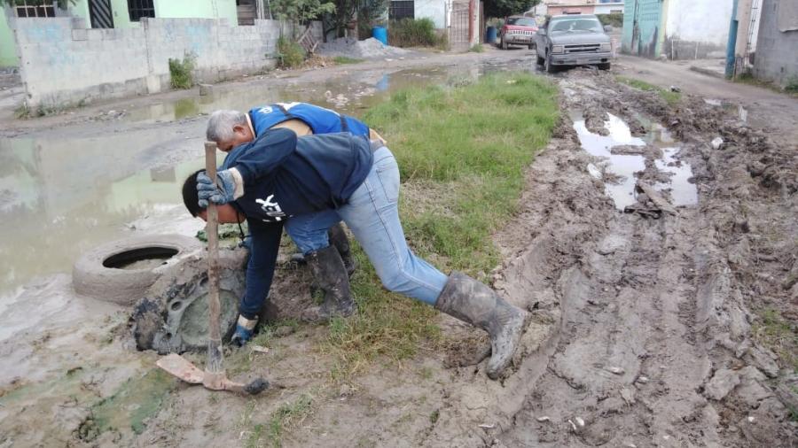 ¡Urgente llamado a no tirar basura en redes de drenaje sanitario!