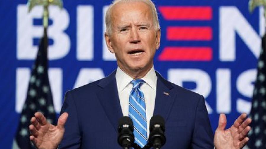 Joe Biden asegura estar en camino de ganar las elecciones este miércoles